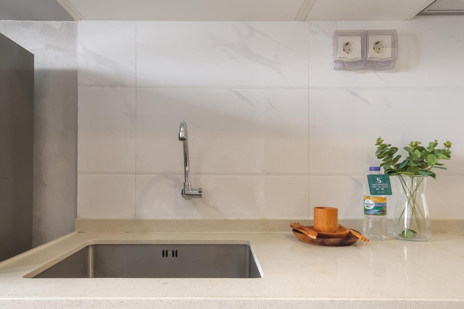 Calma Studio III At Skyhouse Apartment Samporo Екстериор снимка