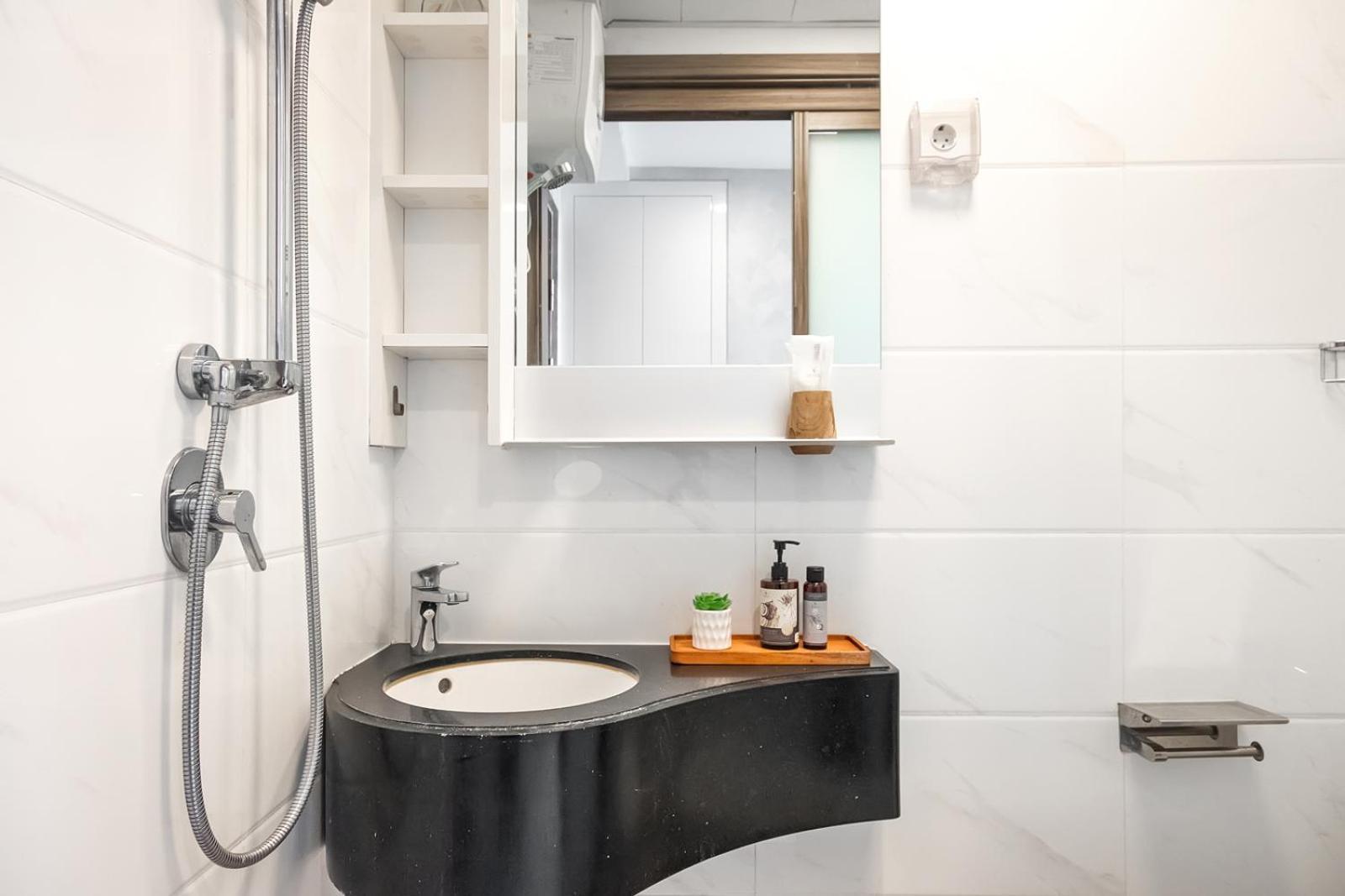 Calma Studio III At Skyhouse Apartment Samporo Екстериор снимка